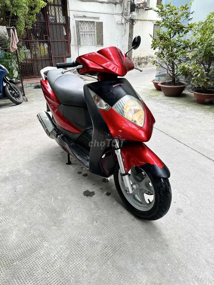 Honda Dylan 150cc 2025 красный