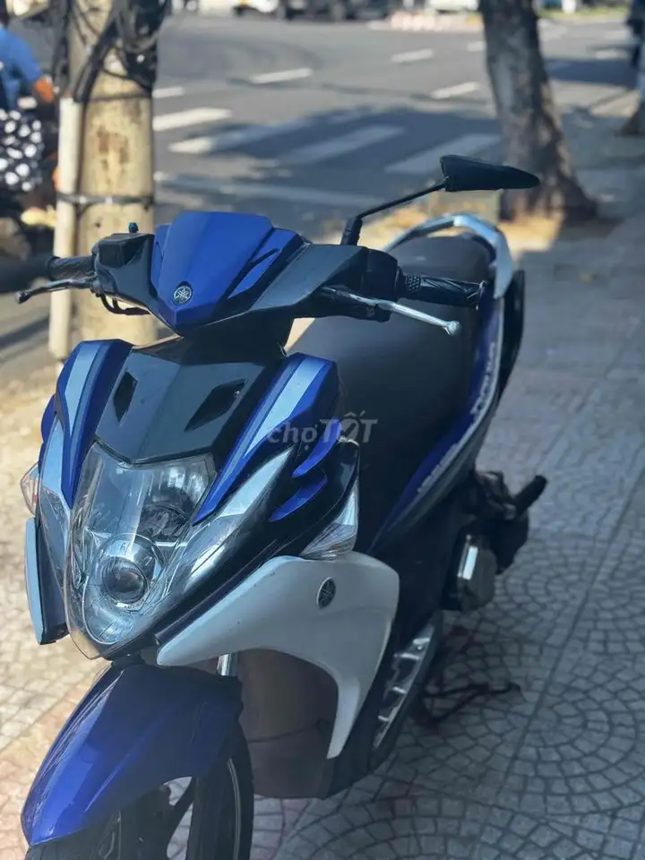 Yamaha Nouvo 5 FI бело-синий