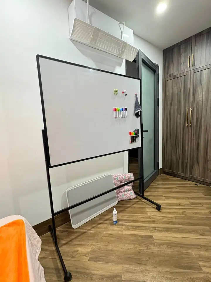 Домашний офис и туалетный стеллаж