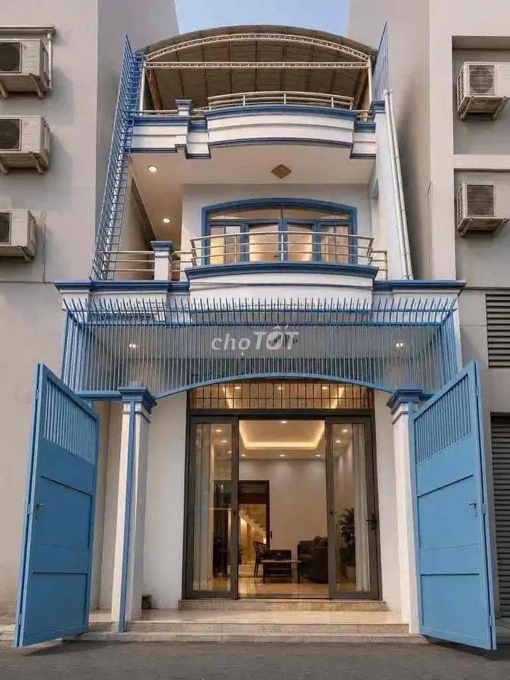 Дом в переулке Конг Хоа, 75 м2, 5 спален