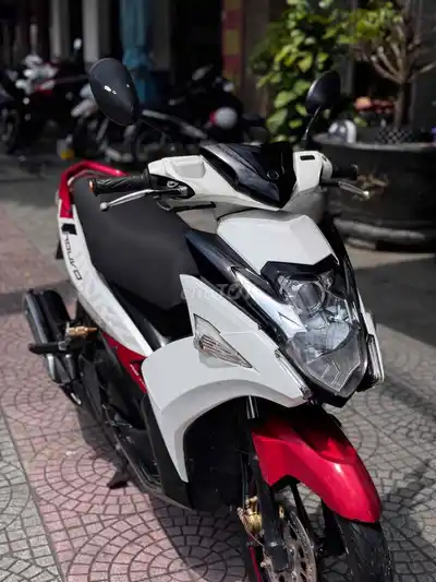 Yamaha Nouvo 6 FI белый, красный