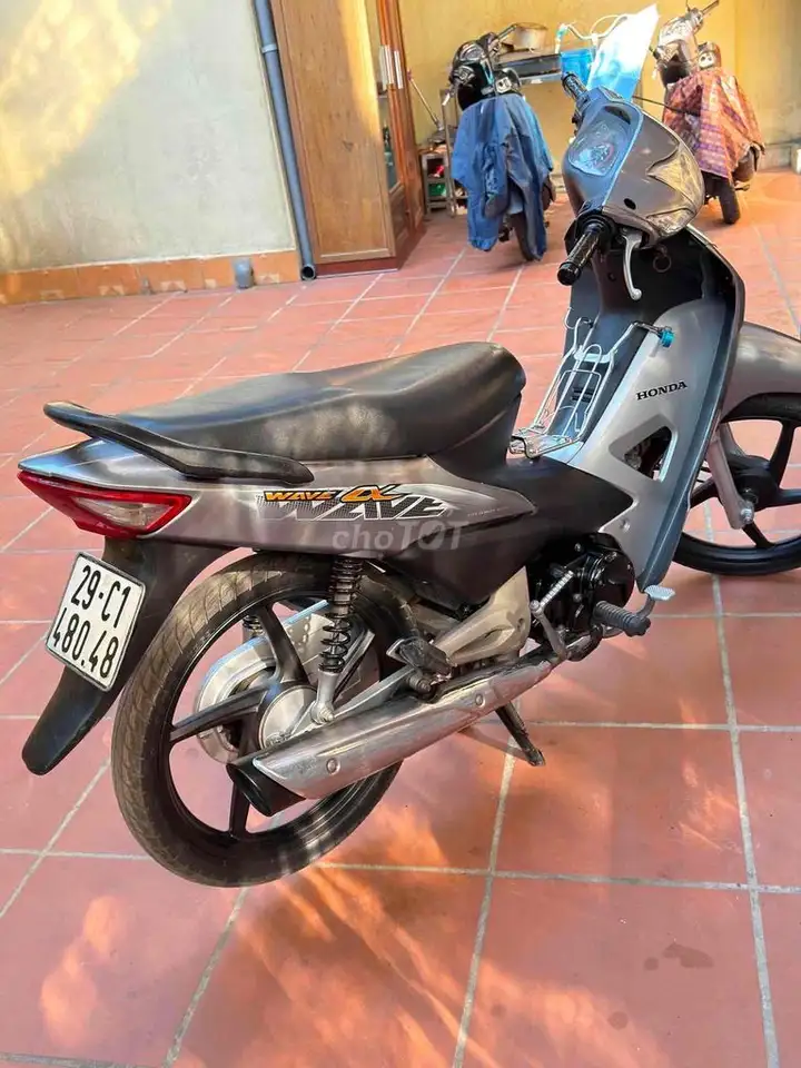 Honda Wave 100cc 2015 серый, красивая, литые диски Honda