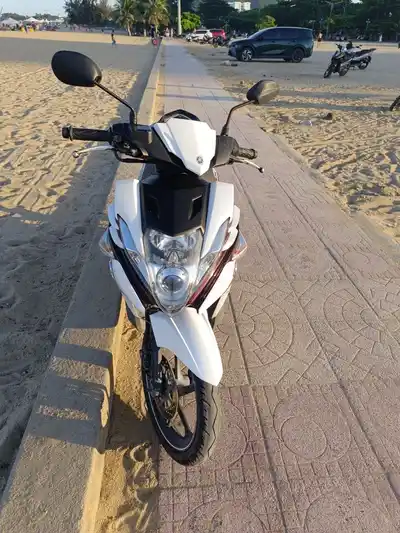 Yamaha Nouvo 5