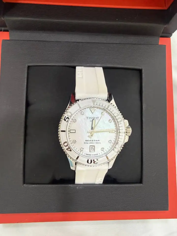 Часы Tissot Seastar 1000 женские