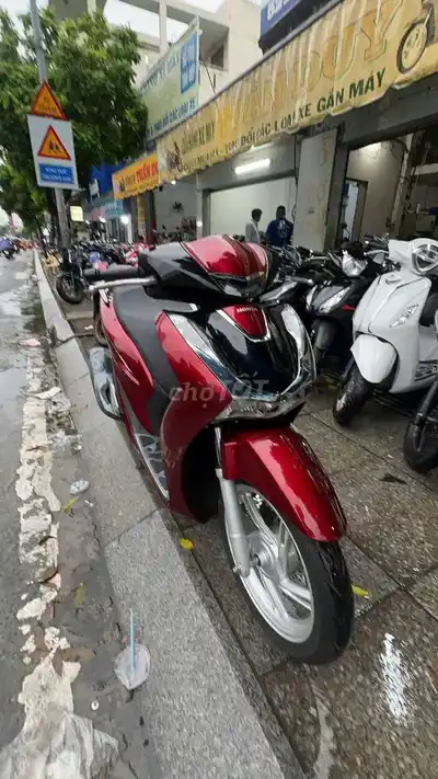 Хонда SH 125i АБС 2025 красная 90%