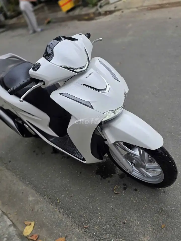 Honda SH 2026 белый, госномер 43, рассрочка