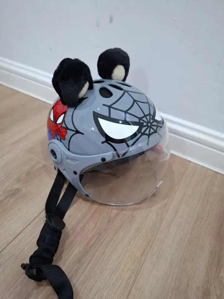 Детские шлемы Royal и AT Helmet