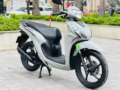 Скутер Honda Vision серый, свежий год, от собственника