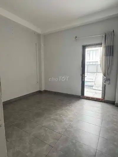 Аренда фасада дома 252 Xo Viet Nghe Tinh, P21, 4 этажа