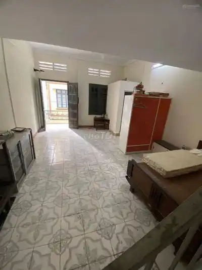 Дом в аренду 50м2, 3 этажа, 3 спальни, Тхань Нхан