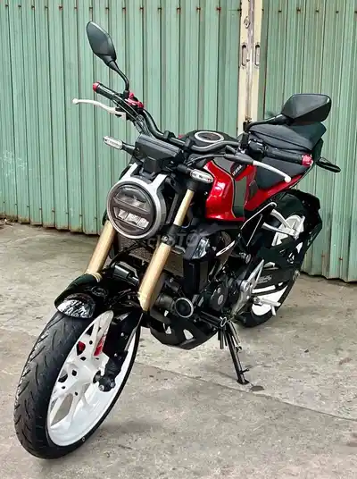 Honda CB-150R 2018 пробег 12 тыс. км