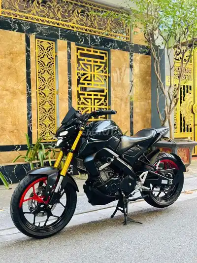 Yamaha MT-155 2023 Черный 7000 км в идеальном состоянии