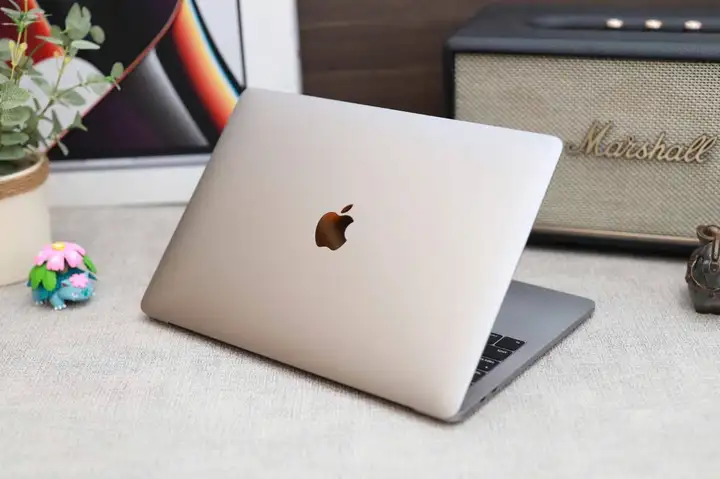 MacBook Pro 13" 2018