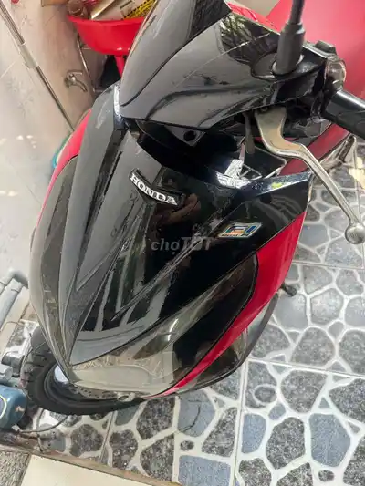 HONDA AIR BLADE 2012 красно-чёрный BSTP