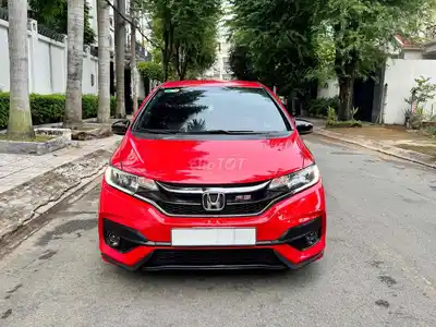 Honda Jazz 2018 RS 1.5 AT пробег 67.000 км