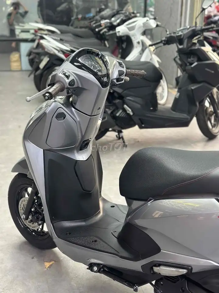 Honda Lead 4 valves 2022, первый взнос 11 млн, с плохой кредитной историей