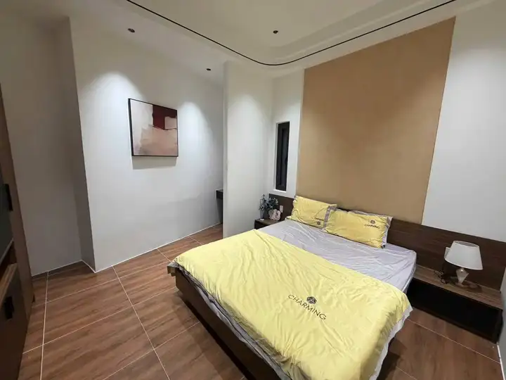 Дом 3 этажа, 3 спальни, 4 WC, 60м2