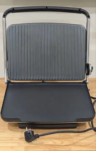 Электрический гриль Tiross TS9663