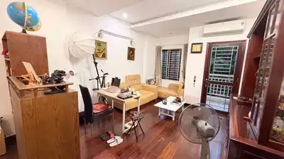 Таунхаус в аренду в районе Ан Фу Ан Кхань, 5BR, цена всего 32т.р.