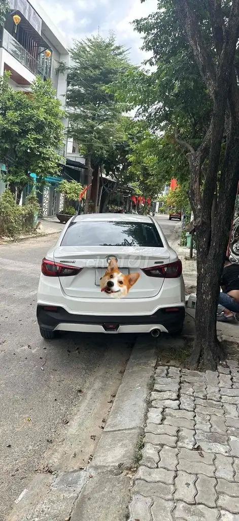 Mazda 2 белый