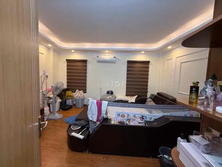 Сдается новый дом в Ме Три, 45 кв.м, 5 этажей, 4 спальни, с мебелью
