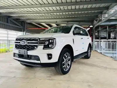 Ford Everest Titanium Bi-Turbo белый 10 км