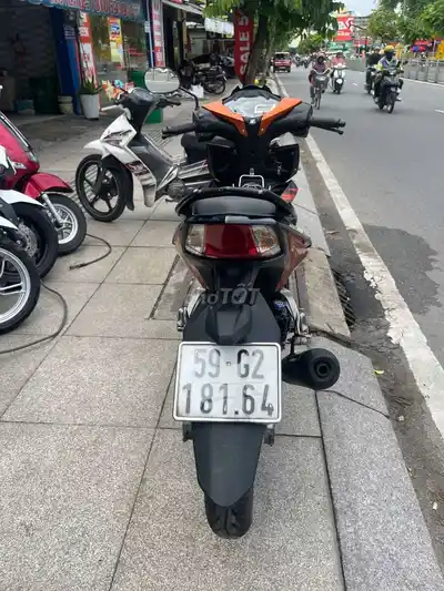 Honda Winner 2018 оранжево-черный