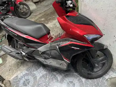 Honda AB 125cc, красно-черный, домашний