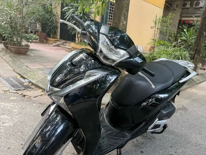 Honda SH125i CBS 2019 черный, мало ездил, Ханой Sh 125