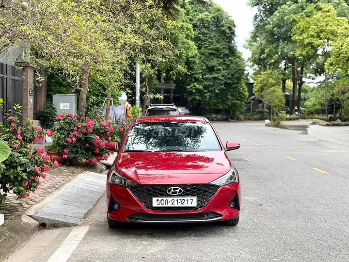 Hyundai Accent 1.4 AT 2023 Красный 59000 км