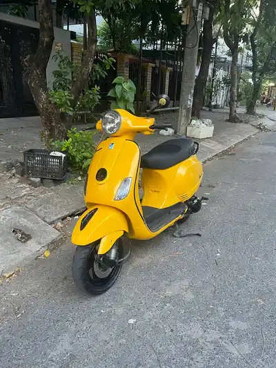 Vespa 150 lx