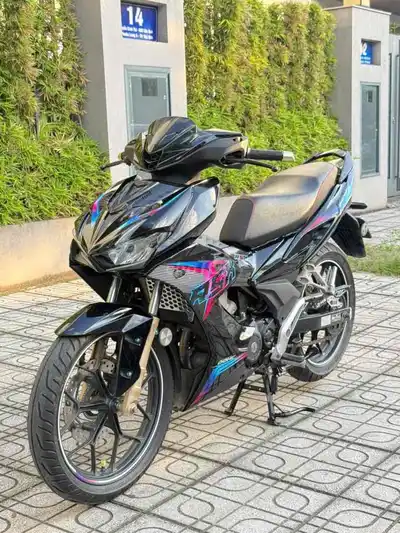Мотоцикл Honda Winner X V2 2020 Глянцевый черный МКПП