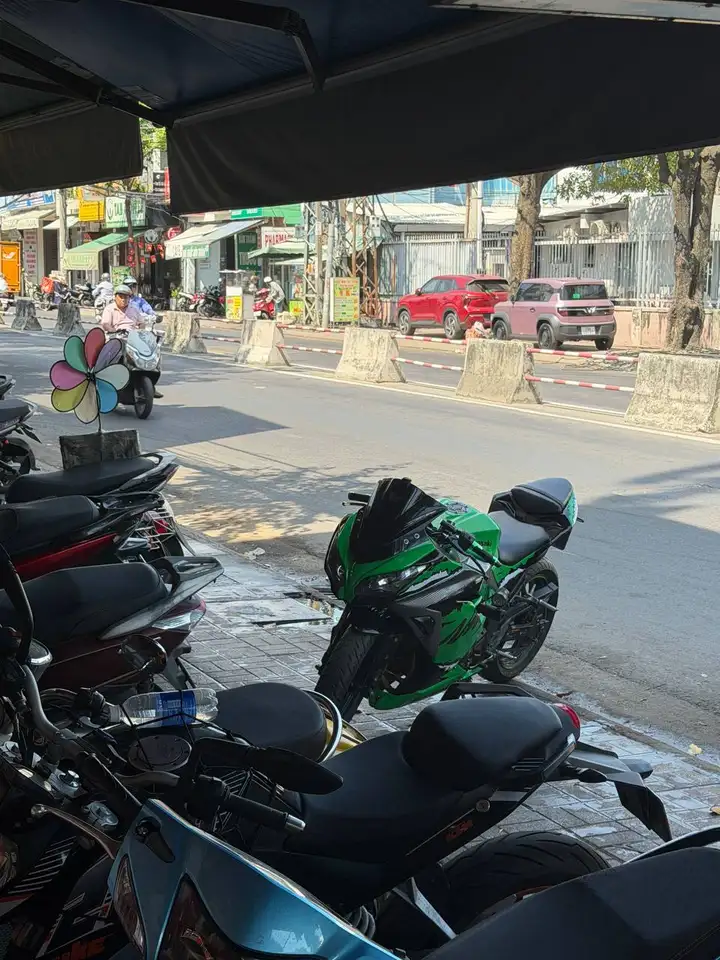 Kawasaki Ninja 300 2017
