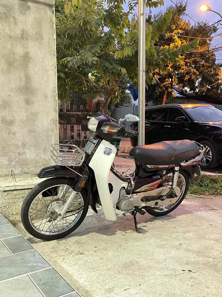 Honda Dream