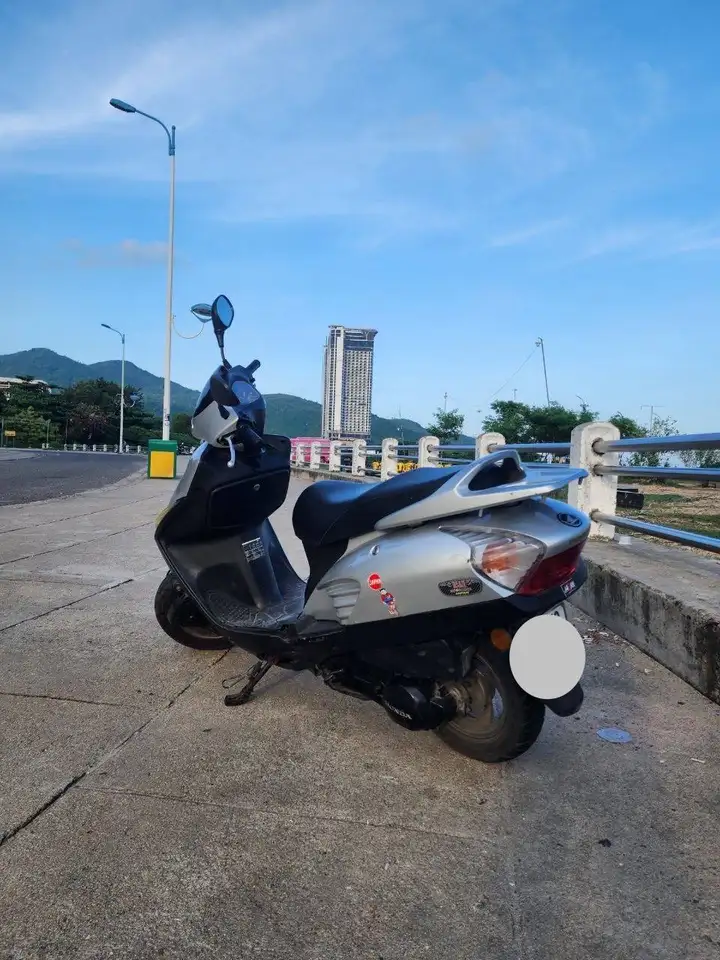 Honda Esky 125 (spacy, stream)