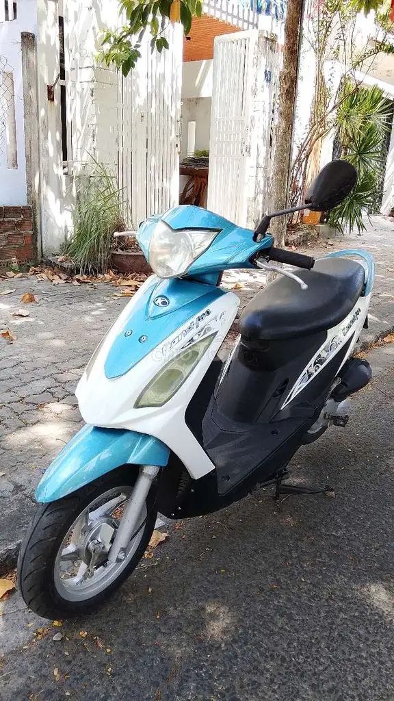 Kymco Candy 50cc, белый и синий
