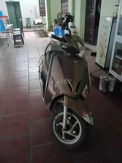 Honda Lead, коричневый