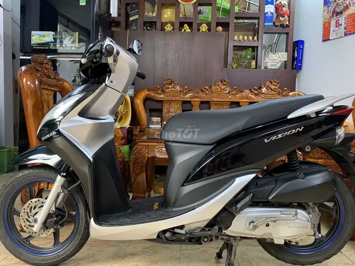 Honda Vision 2012, черный/серебристый, 39358 км