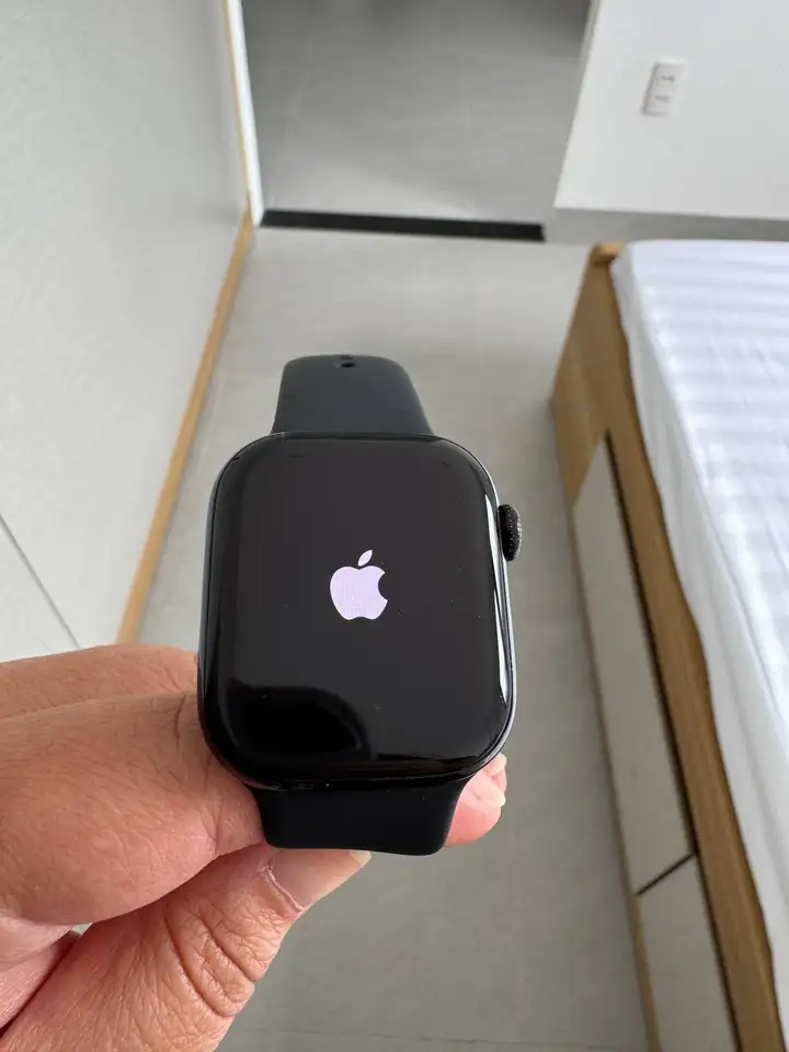 Apple Watch Series 10 42 мм