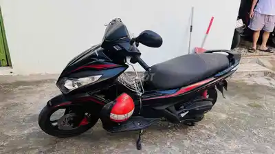Honda Air Blade 2013 черно-красный, номер 43