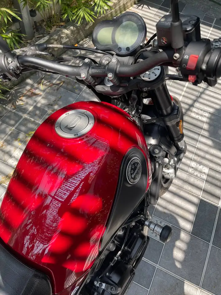 Benelli Leoncino 500