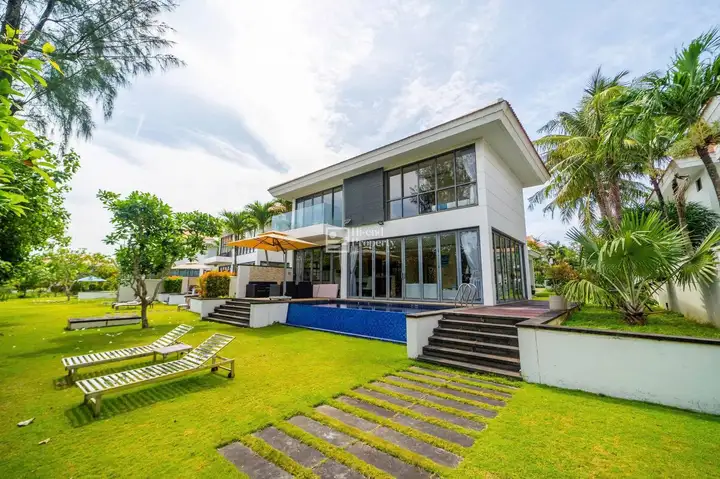 Villa 2 floors: 3 Bedroom 3WC