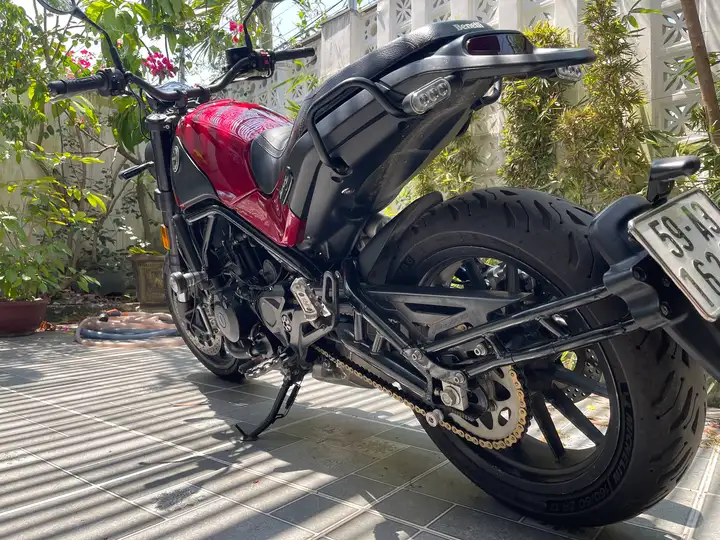 Benelli Leoncino 500
