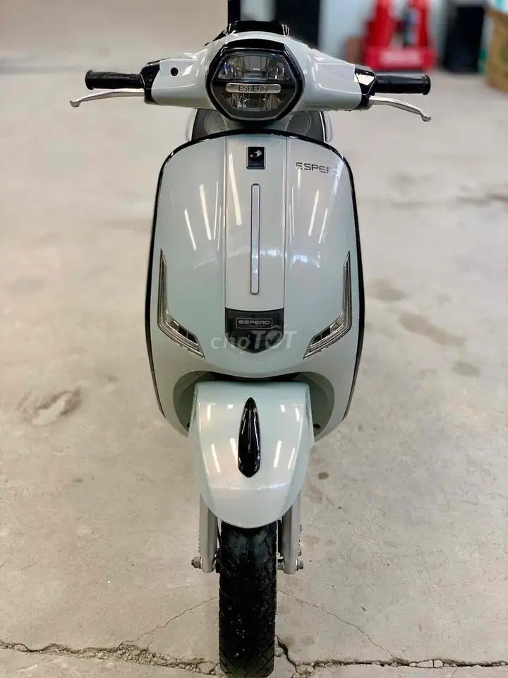 Espero 50 сине-фиолетовый, пробег 8700 км, красивый, собственник