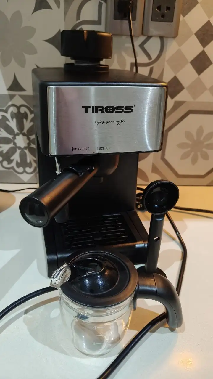 Рожковая кофеварка Tiross TS-621