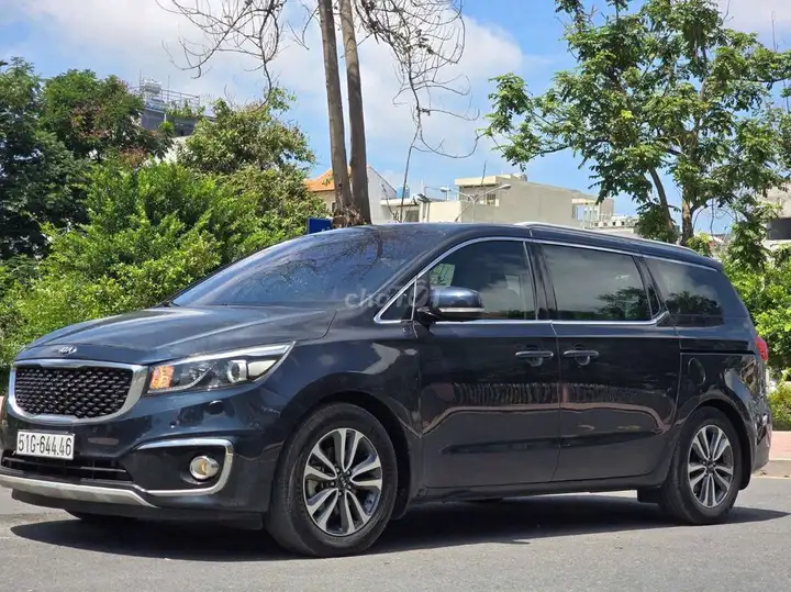 Kia Sedona 2.2 SX 2018, 108 000 км, кредит