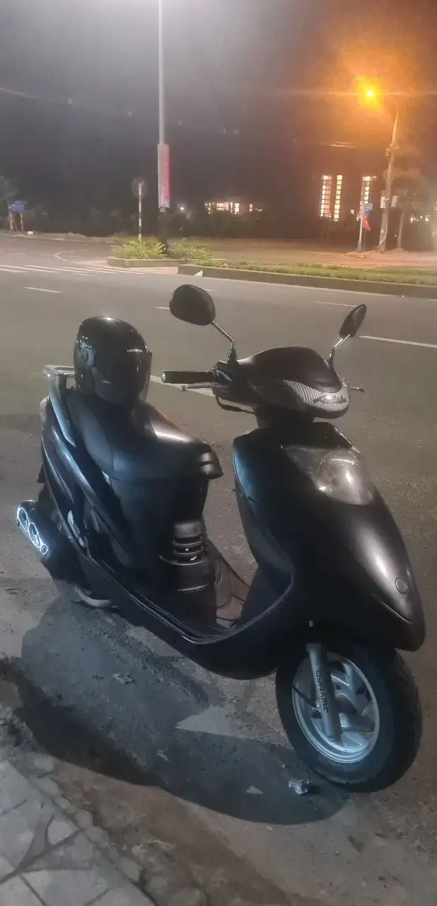 Sym Atilla Black mate