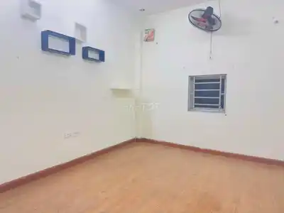 Дом 5 этажей, ул. Дои Кан, Бадинь, 40 м², 5 спален, с мебелью