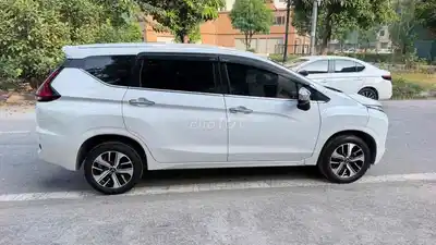 Mitsubishi Xpander 2019 7 мест Автомат Белый