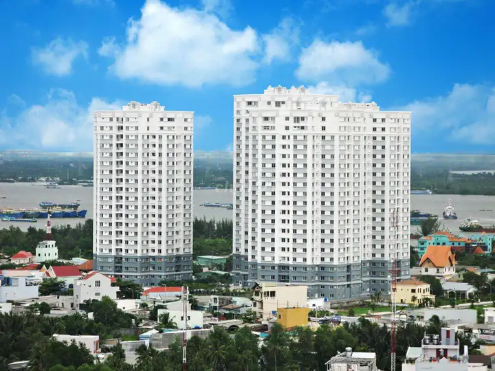 2-комн. квартира 95 м² в Phu My Thuan, высокий этаж, вид на реку